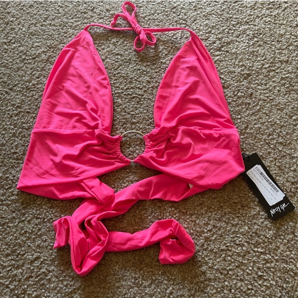 Halter top - Picture 2 of 3